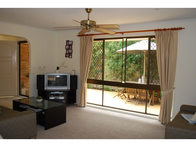 7 Clare Street, Southport QLD 4215