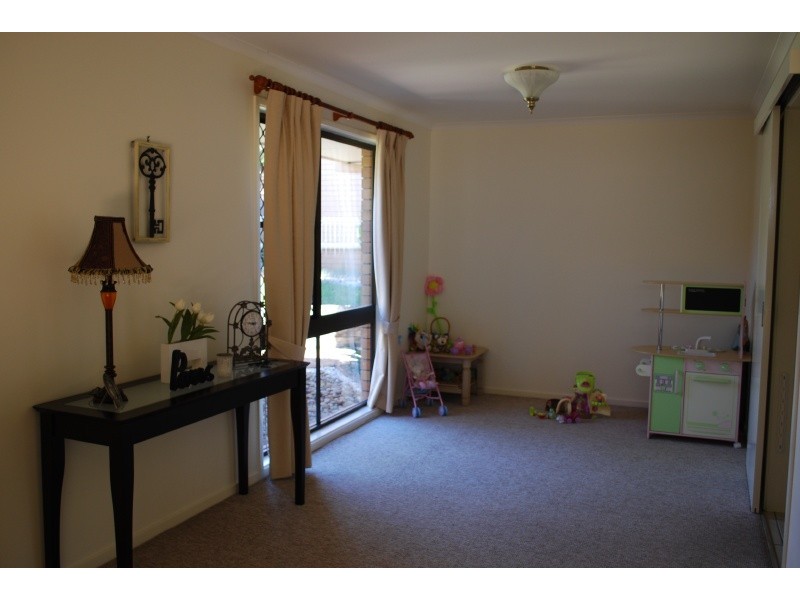 7 Clare Street, Southport QLD 4215