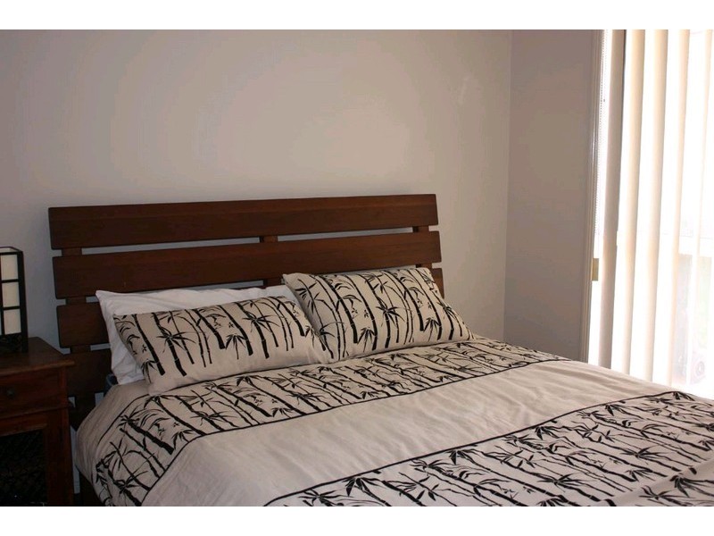 11 Kirdford Court, Arundel QLD 4214