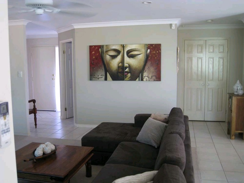 38 Manra Way, Pacific Pines QLD 4211