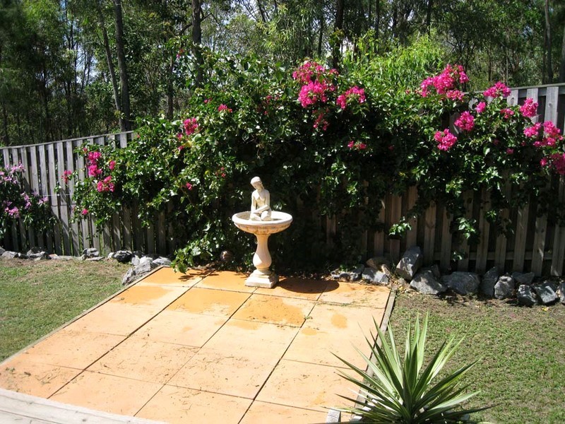 38 Manra Way, Pacific Pines QLD 4211