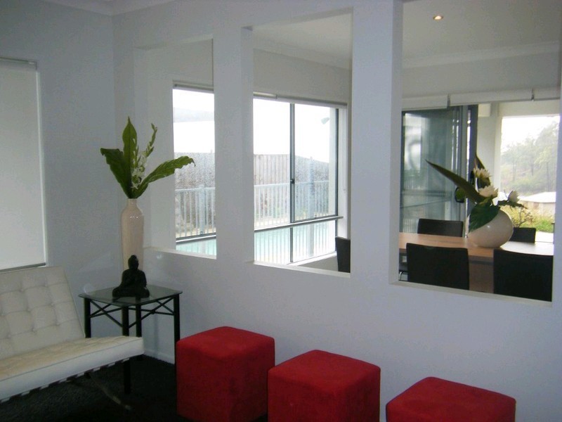 26 Wunburra Circle, Pacific Pines QLD 4211