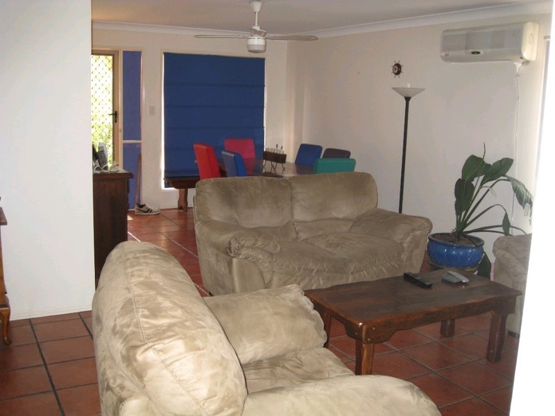 1/6 Marybeth Court, Molendinar QLD 4214