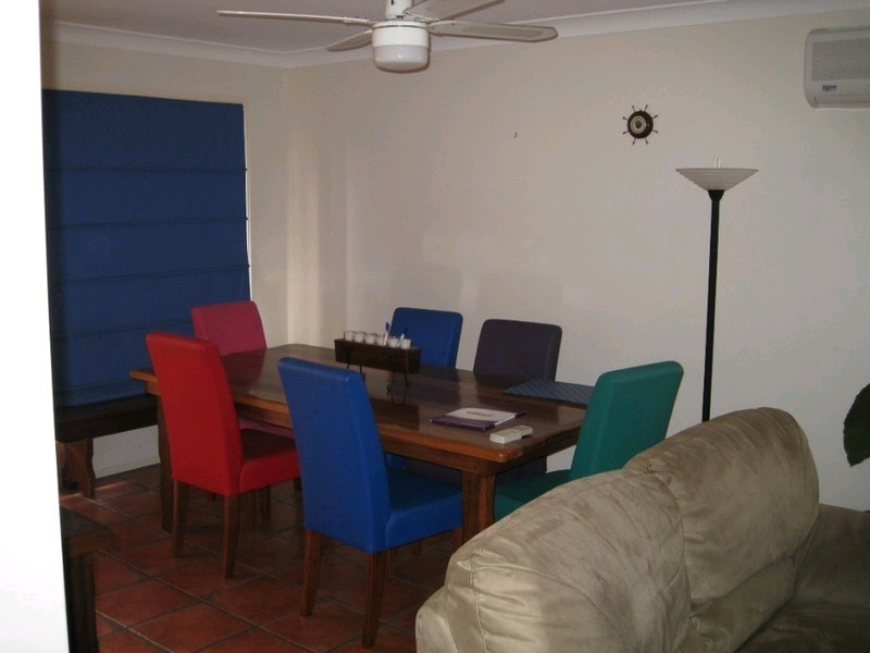 1/6 Marybeth Court, Molendinar QLD 4214