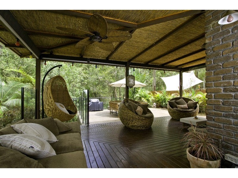 202-204 Dugandan Street, Nerang QLD 4211