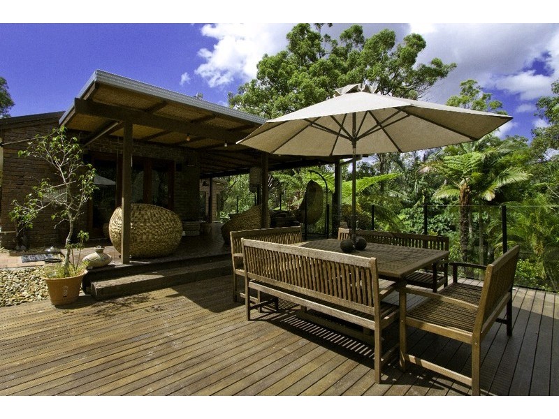 202-204 Dugandan Street, Nerang QLD 4211