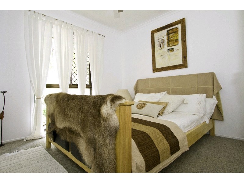 202-204 Dugandan Street, Nerang QLD 4211