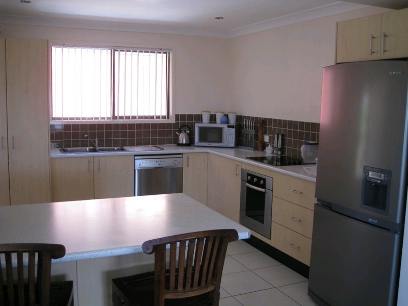 5 Explorers Way, Worongary QLD 4213