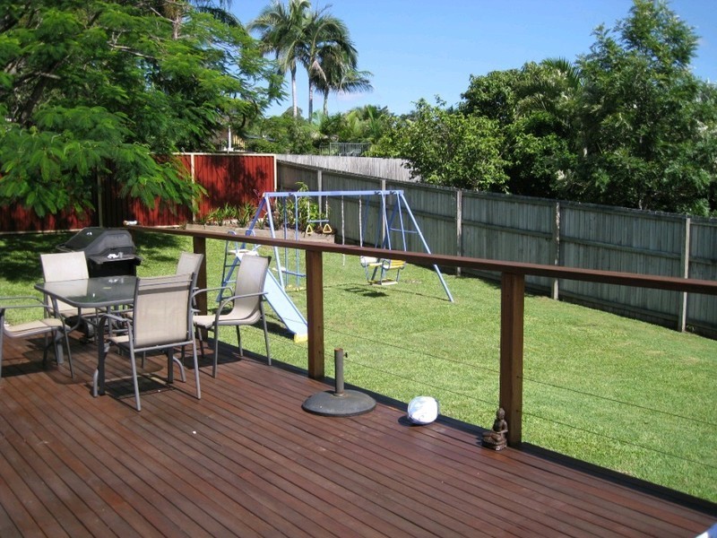 5 Explorers Way, Worongary QLD 4213