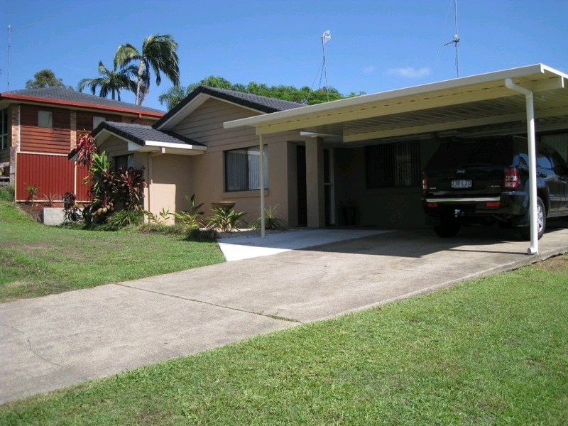 5 Explorers Way, Worongary QLD 4213