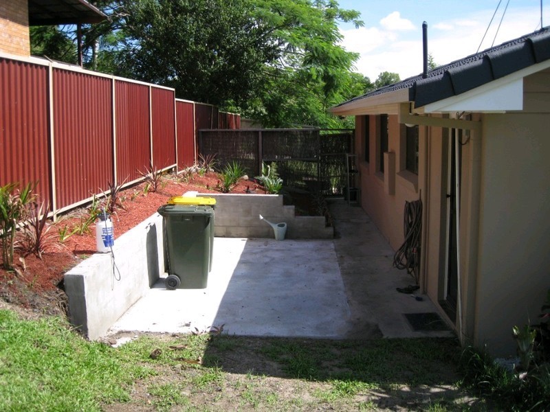 5 Explorers Way, Worongary QLD 4213