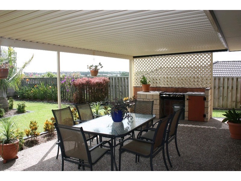 4 Brissendon Street, Maudsland QLD 4210