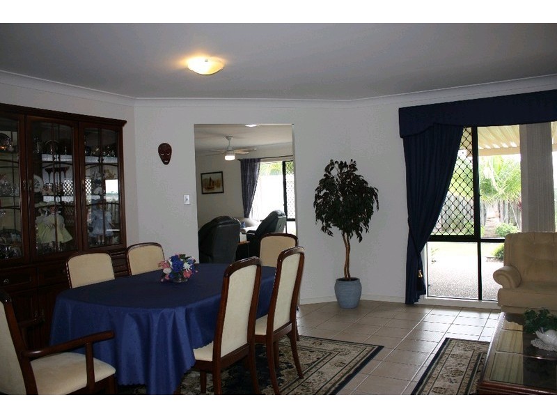 4 Brissendon Street, Maudsland QLD 4210