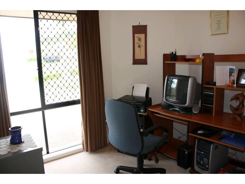 4 Brissendon Street, Maudsland QLD 4210