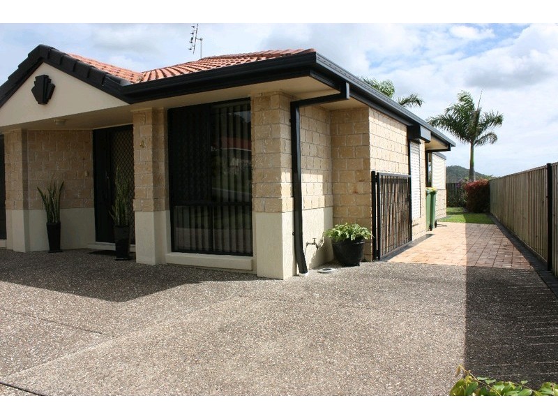 4 Brissendon Street, Maudsland QLD 4210