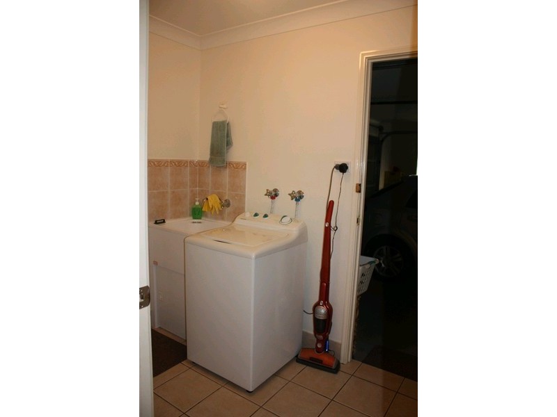 4 Brissendon Street, Maudsland QLD 4210