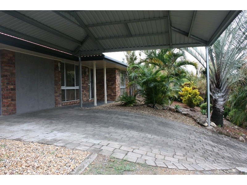 16 Aberdeen Court, Highland Park QLD 4211