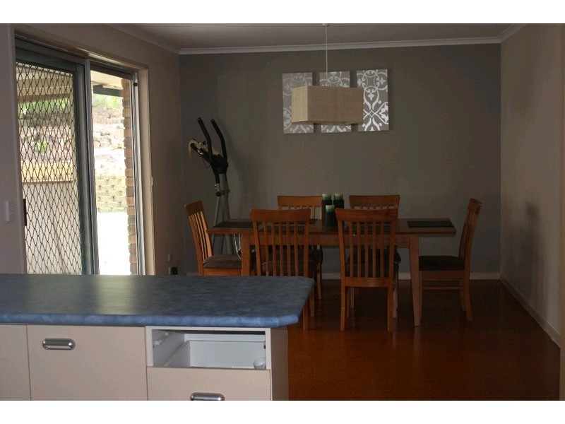 16 Aberdeen Court, Highland Park QLD 4211