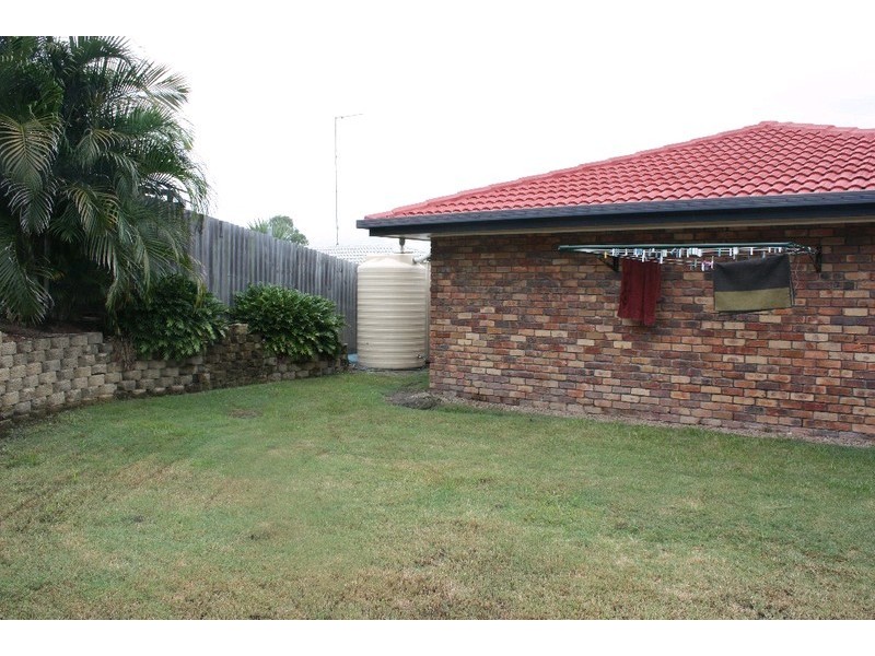 16 Aberdeen Court, Highland Park QLD 4211