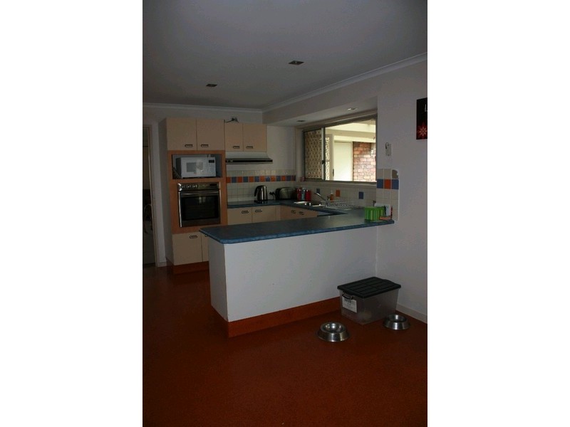 16 Aberdeen Court, Highland Park QLD 4211