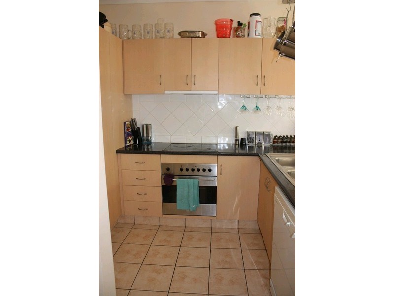 6/23-25 Blake Street, Southport QLD 4215