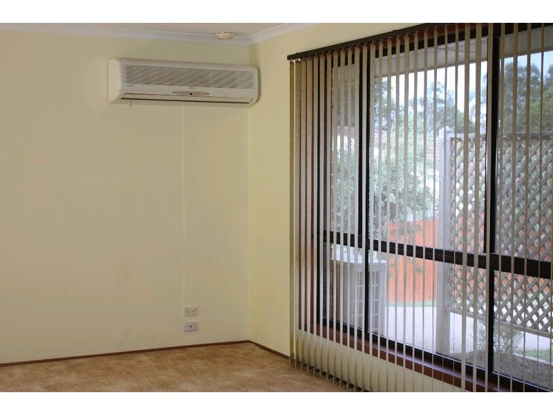 6 Eamonn Court, Highland Park QLD 4211