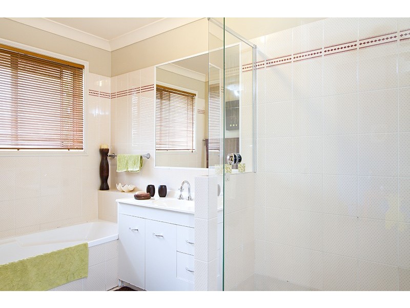 109 Macquarie Avenue, Molendinar QLD 4214