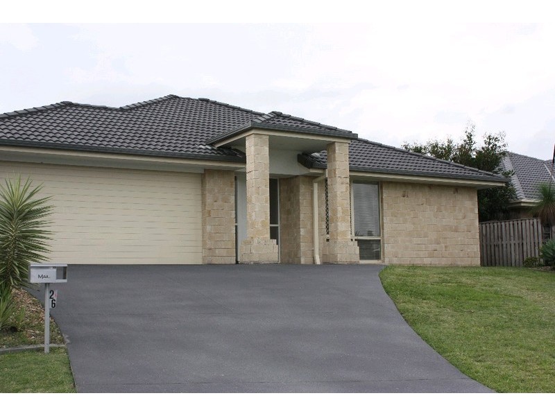 26 Carmarthen Circuit, Pacific Pines QLD 4211