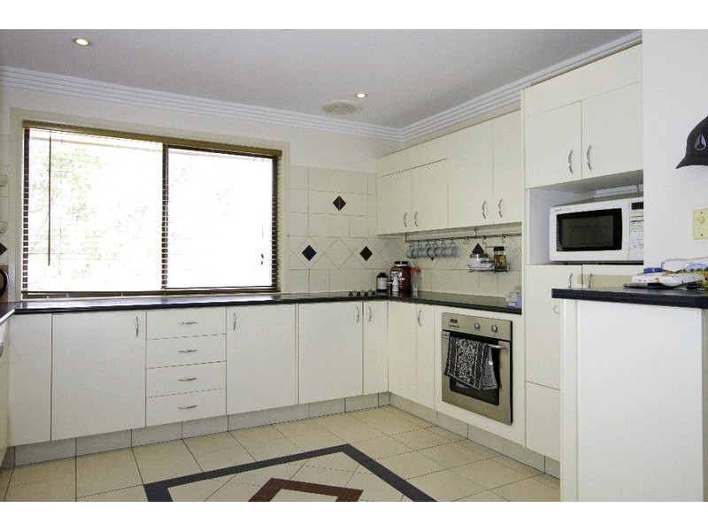 10 Jesmond Road, Helensvale QLD 4212