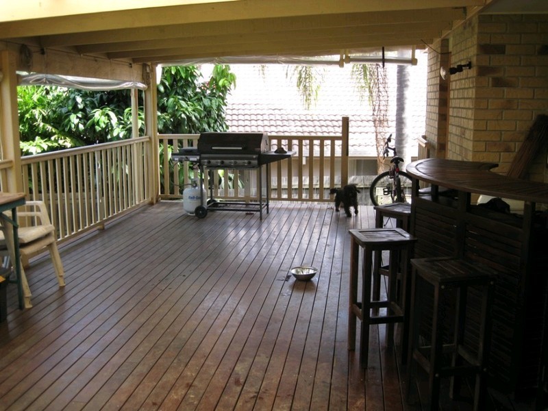 5 Allied Drive, Arundel QLD 4214