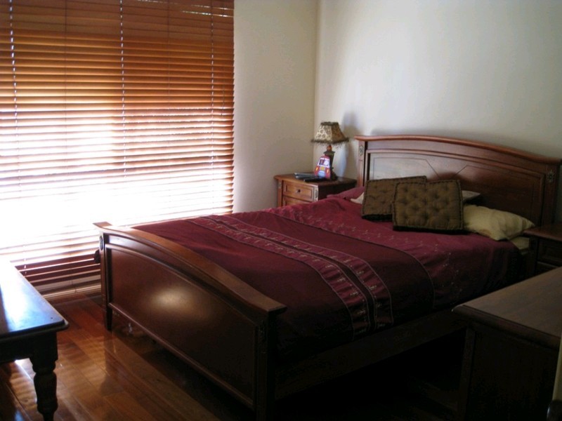 5 Allied Drive, Arundel QLD 4214