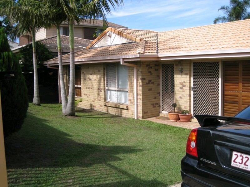 5 Allied Drive, Arundel QLD 4214