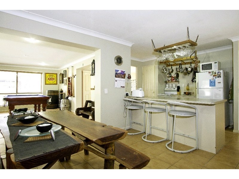 5 Bunker Court, Arundel QLD 4214