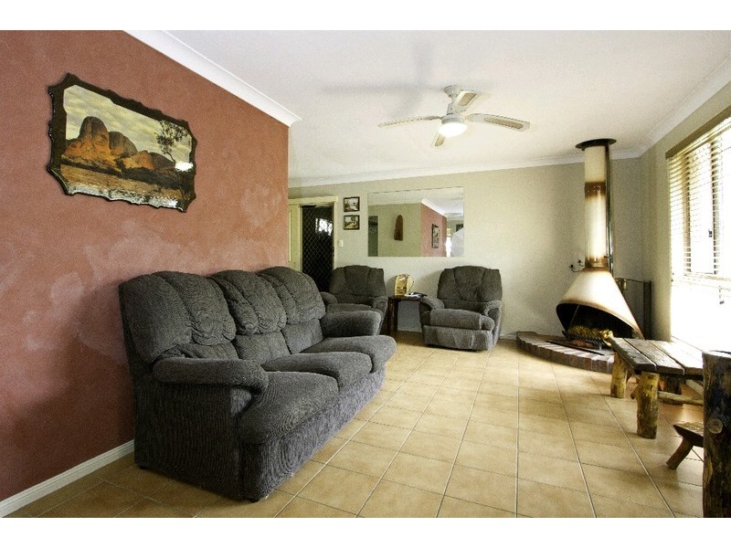 5 Bunker Court, Arundel QLD 4214