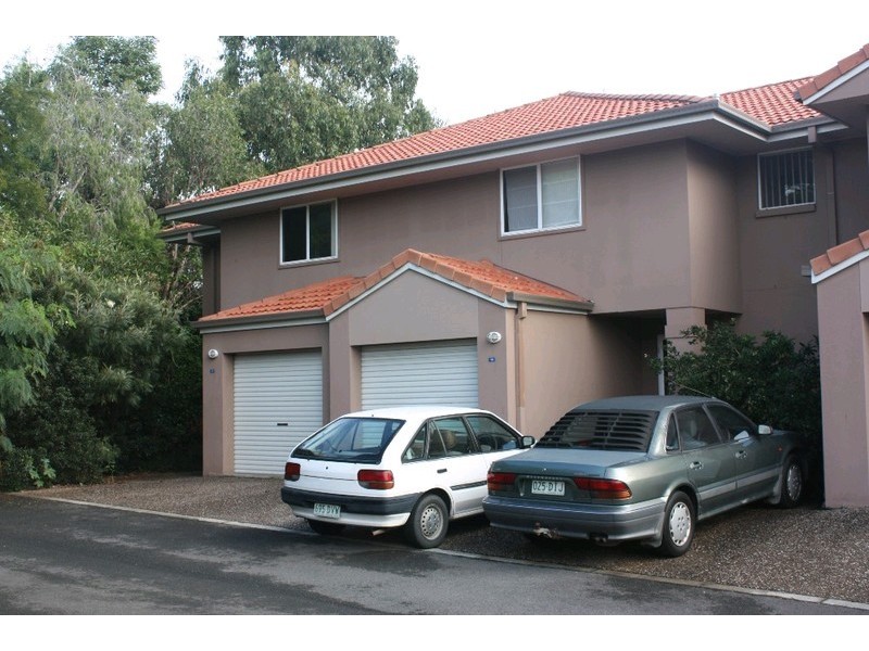 90/1 Coelia Court, Carrara QLD 4211