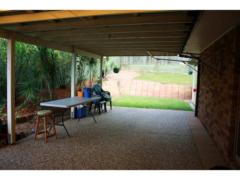 24 Crusader Way, Nerang QLD 4211