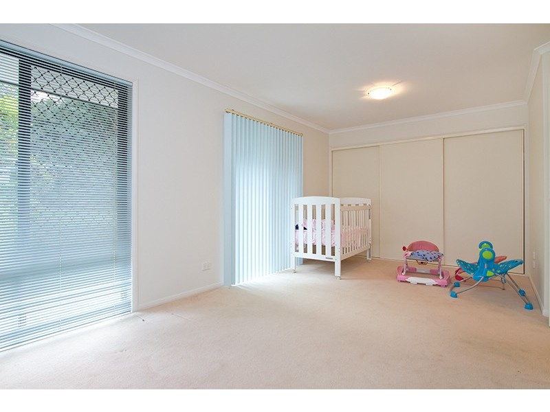 2 Lawnhill Drive, Nerang QLD 4211