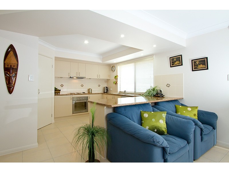 Pacific Pines QLD 4211