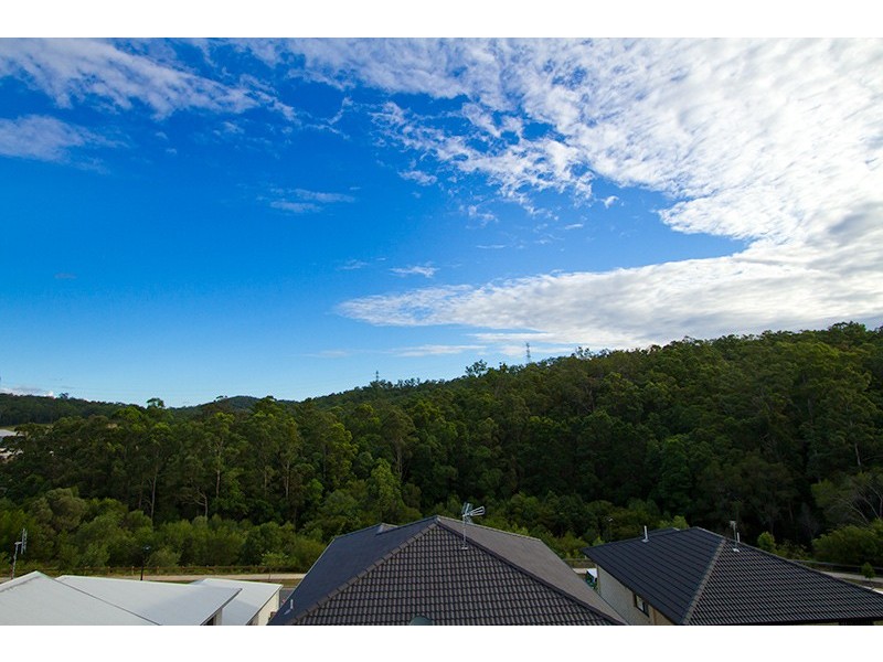 Pacific Pines QLD 4211