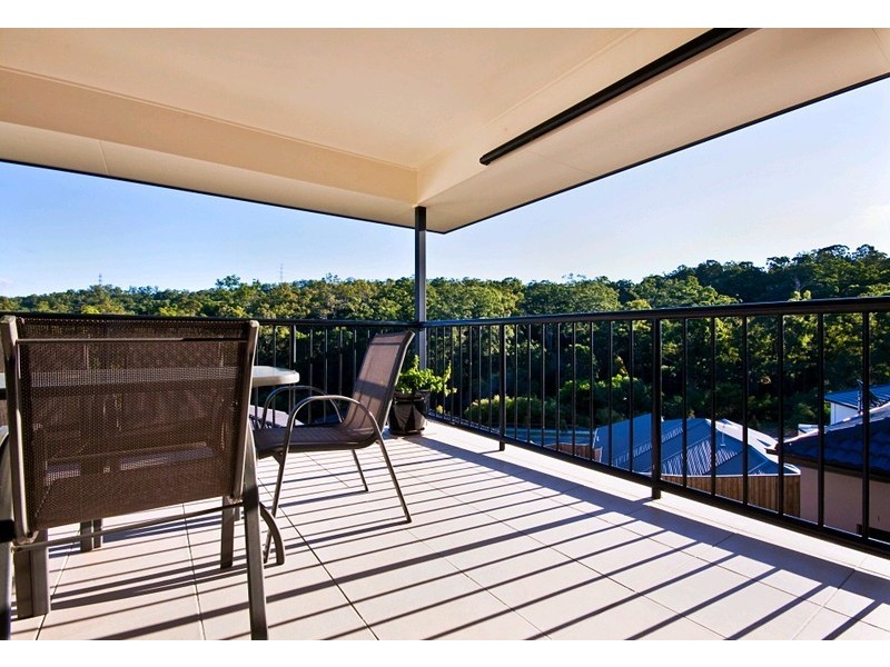 Pacific Pines QLD 4211