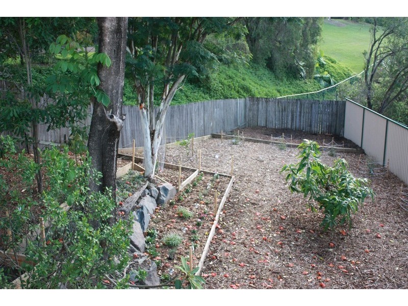 113 Cayuga Road, Highland Park QLD 4211