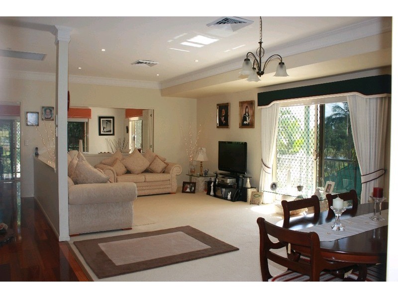 58 Lismore Drive, Helensvale QLD 4212