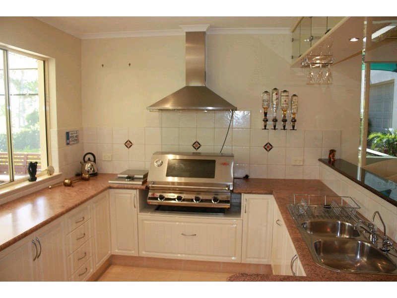 58 Lismore Drive, Helensvale QLD 4212