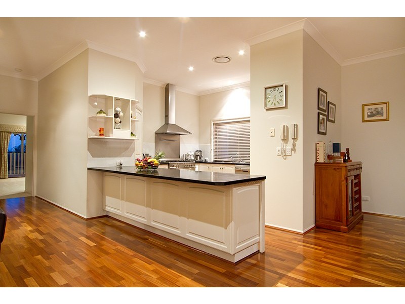 27 Byfield Court, Nerang QLD 4211