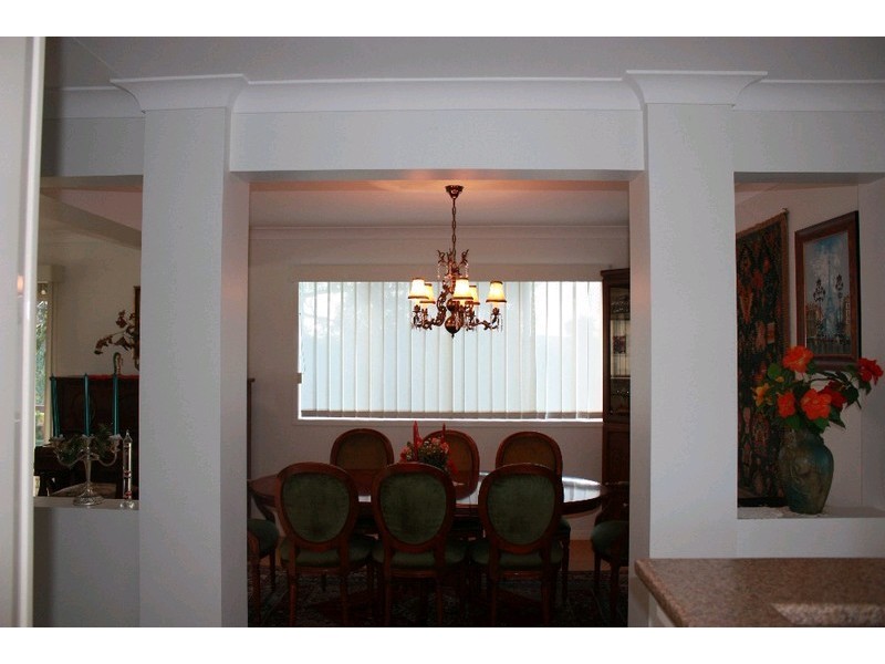 30 Aberdeen Court, Highland Park QLD 4211