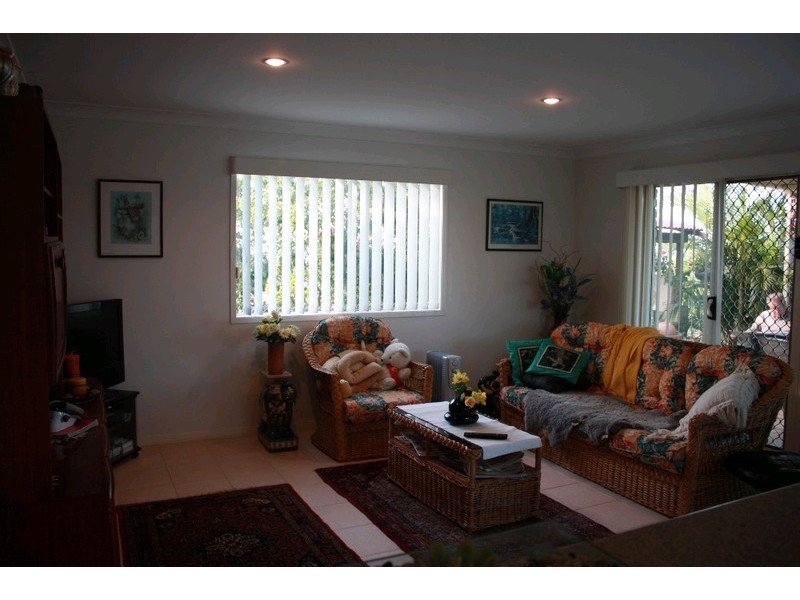 30 Aberdeen Court, Highland Park QLD 4211