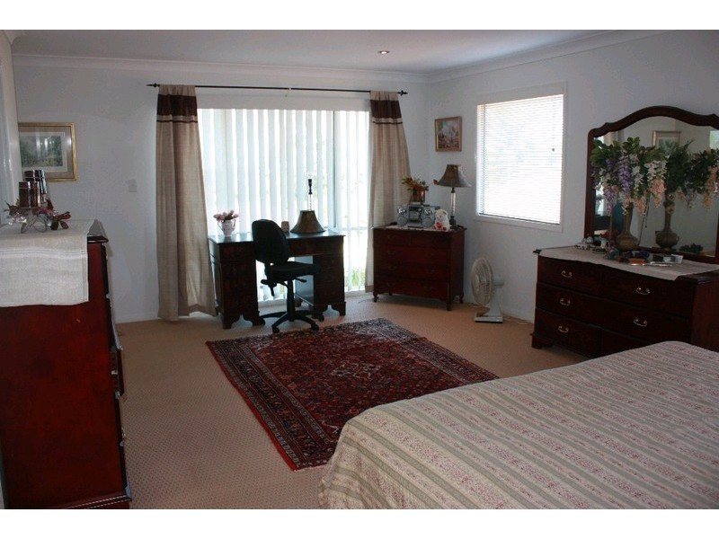 30 Aberdeen Court, Highland Park QLD 4211