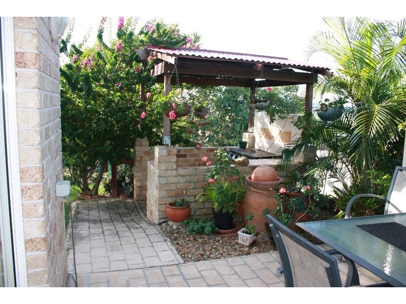 30 Aberdeen Court, Highland Park QLD 4211