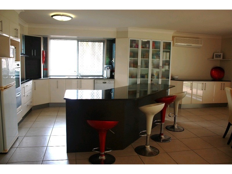 4 O’Meara Court, Parkwood QLD 4214