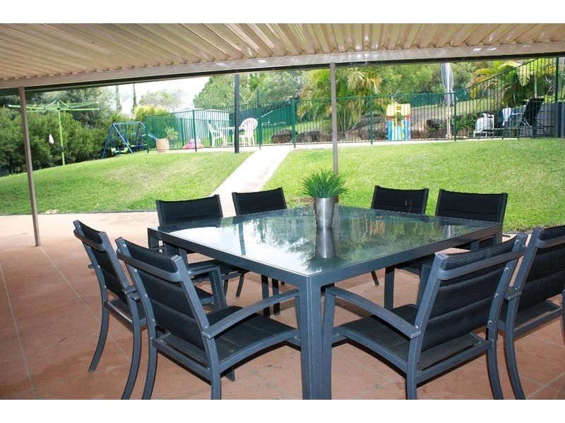 4 O’Meara Court, Parkwood QLD 4214